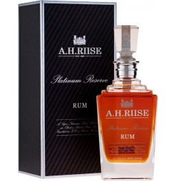 Ром "A.H. Riise" Platinum Reserve, gift box, 0.7 л