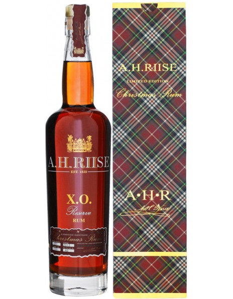 Ром "A.H. Riise" XO Reserve, Limited Edition "Christmas", gift box, 0.7 л